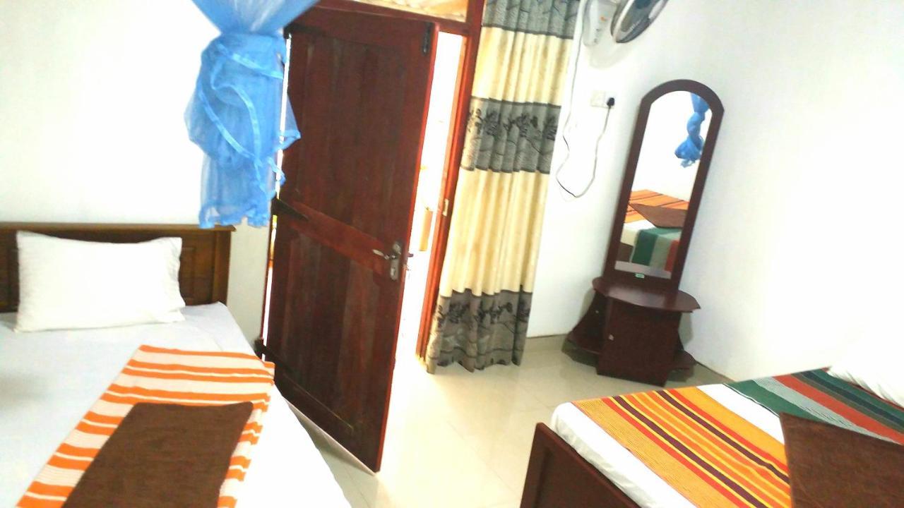 Sigiri Picaso Home Stay Sigiriya Ngoại thất bức ảnh