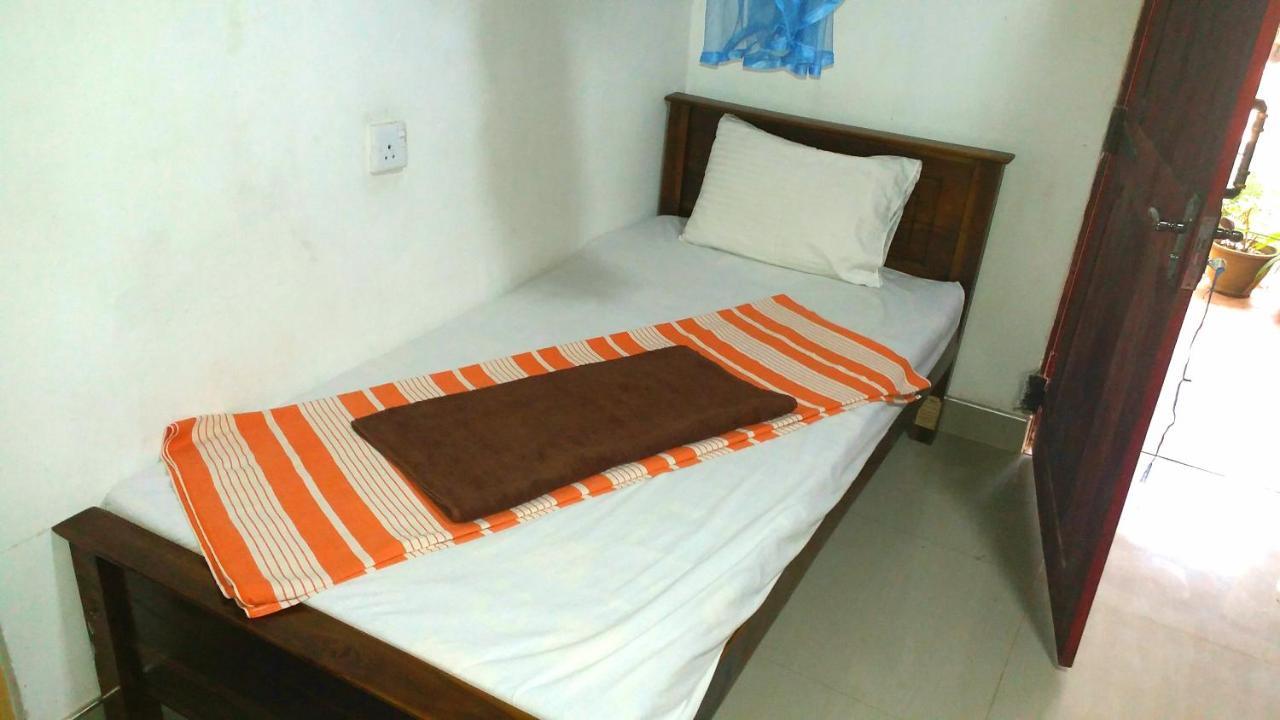 Sigiri Picaso Home Stay Sigiriya Ngoại thất bức ảnh